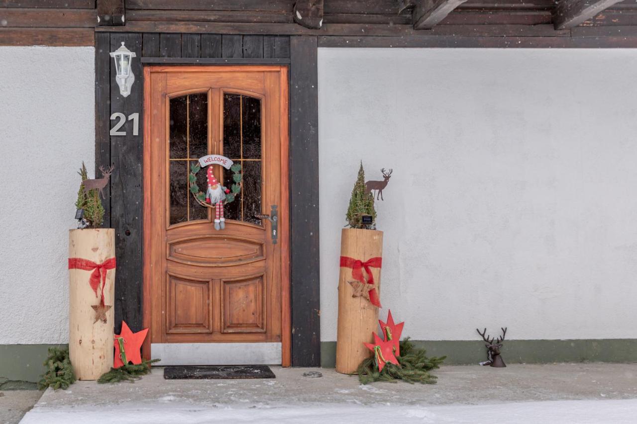 Tom's Jägerlodge Jenig Eksteriør billede